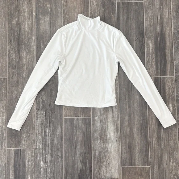 Abercrombie White Mock Neck Long Sleeve Top - Women’s Small - Picture 5 of 6